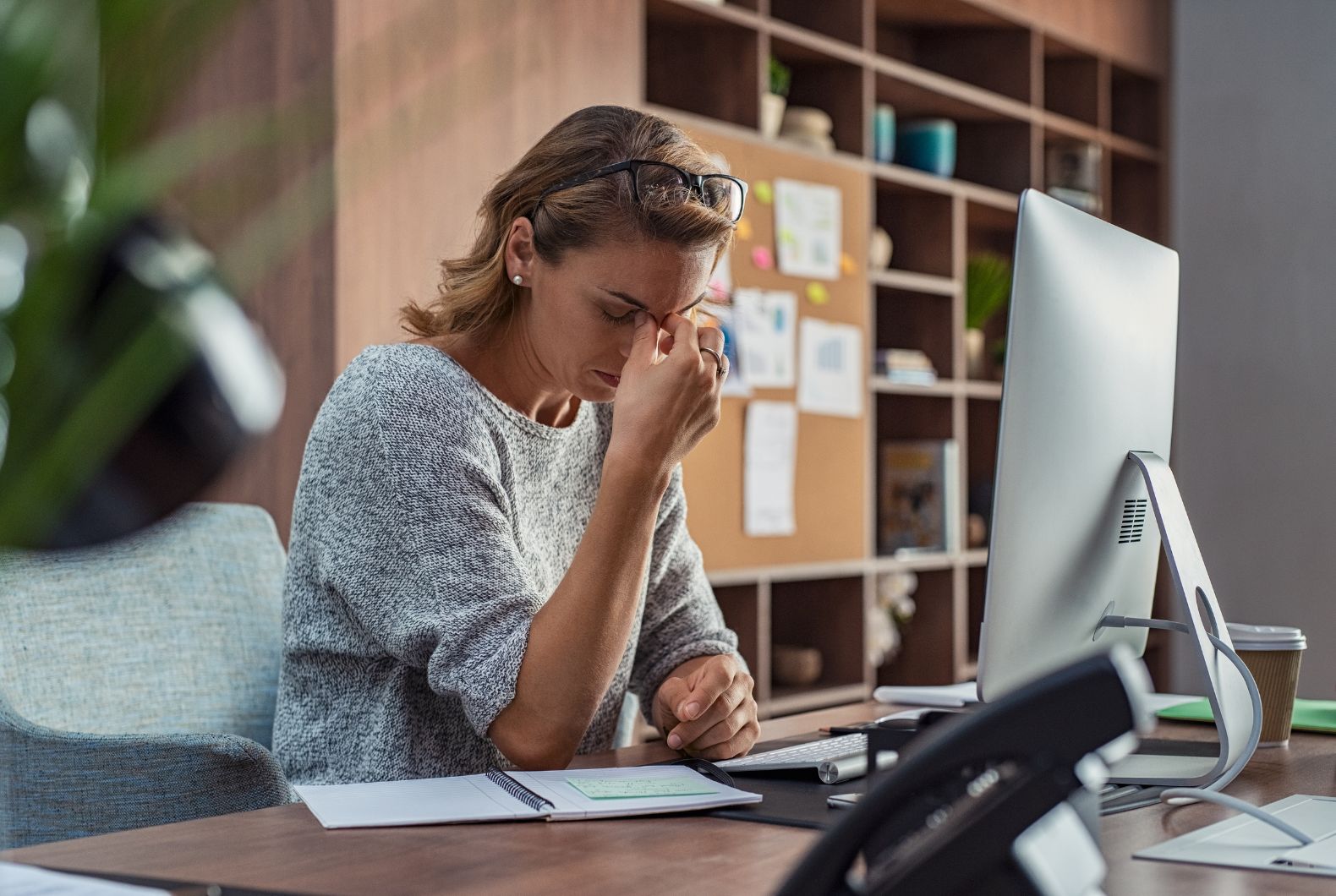 dolor de cabeza por falta de sueño